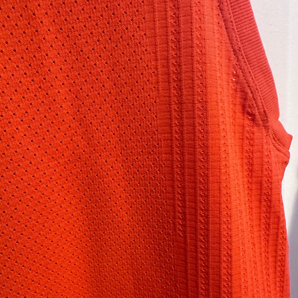 Lululemon Cropped Tank - Picture 2 of 5